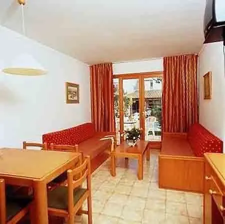 פורט דה פולנסה Aparthotel Flora