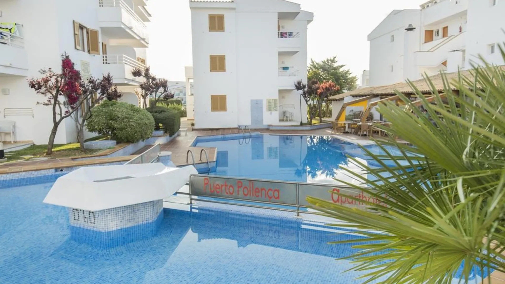 ***  Aparthotel Flora ポルト・ダ・ポリェンサ スペイン